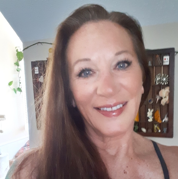 Hi! I'm Beth! Welcome! Bienvenidos! - Picture 2 of 11